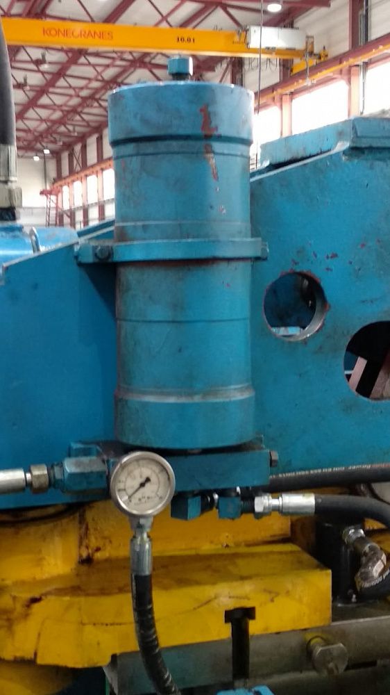 Заправка азотом ПГА формовочного пресса